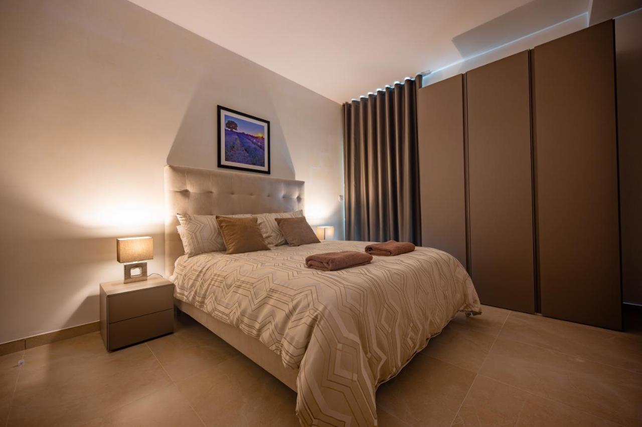 The Address Seafront With Hot Tub Apartment *