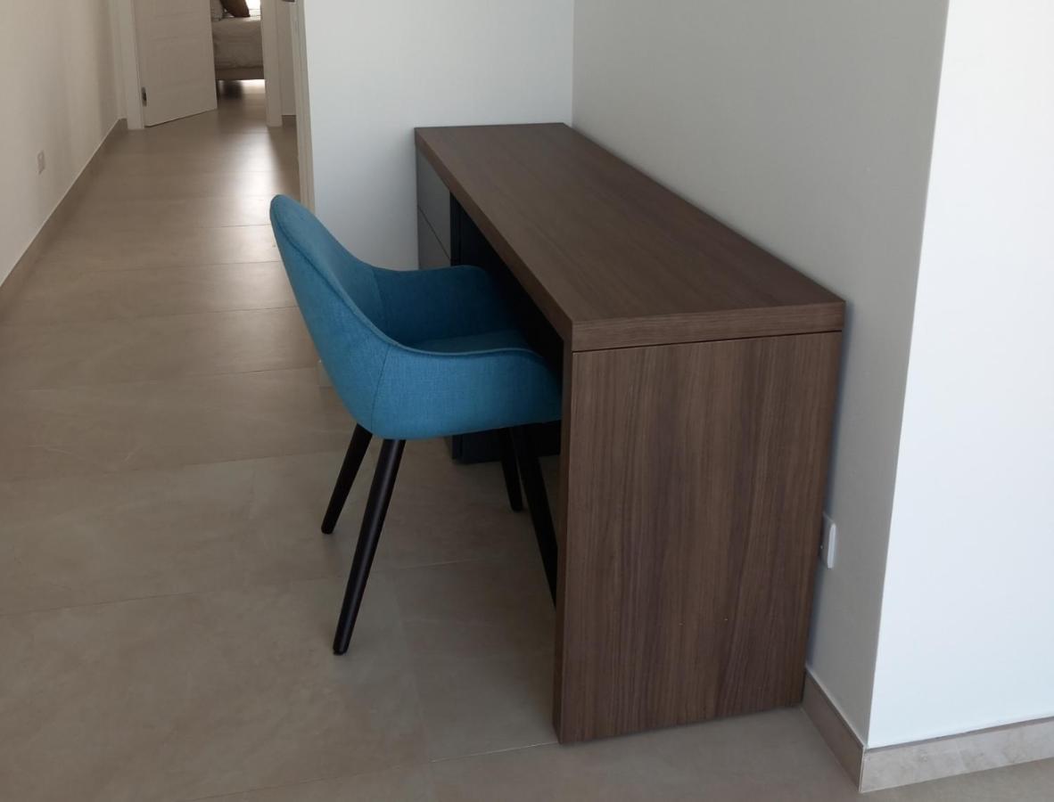 Apartment The Address Seafront With Hot Tub Pieta